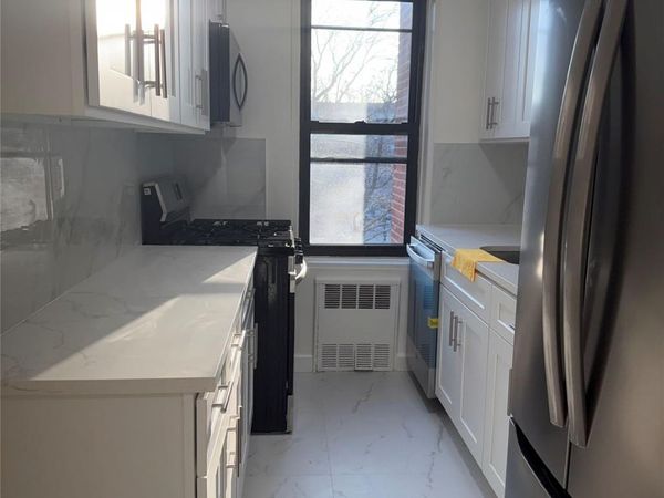 33-04 Junction Blvd , Unit 4p, Jackson Heights, NY 11372