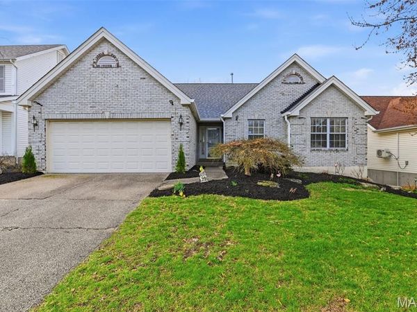4304 Southridge Meadows Court, St Louis, MO 63128