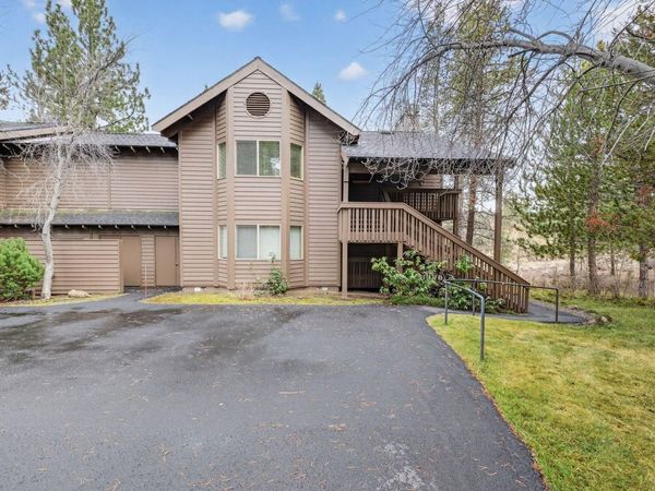 57319 Beaver Ridge Loop, Unit 2, Sunriver, OR 97707