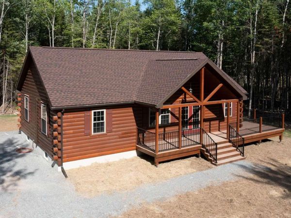 28 Sunrise Drive, Newport, ME 01111