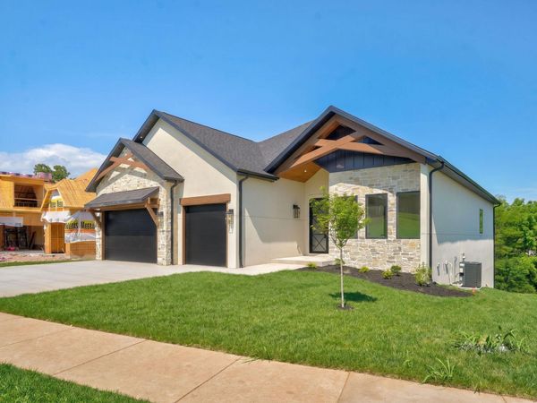 5978 S Clay Avenue, Springfield, MO 65810