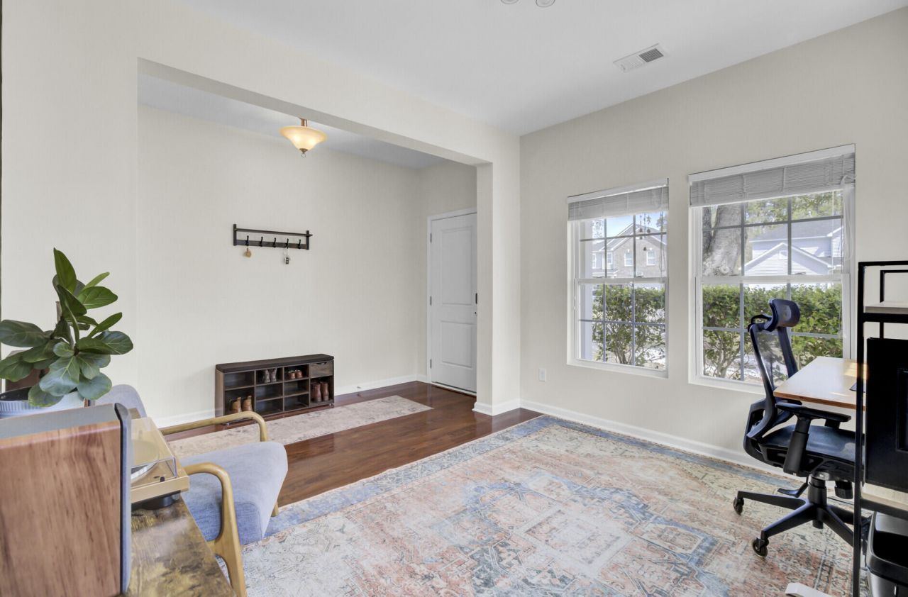 218 Withers Lane Photo 11