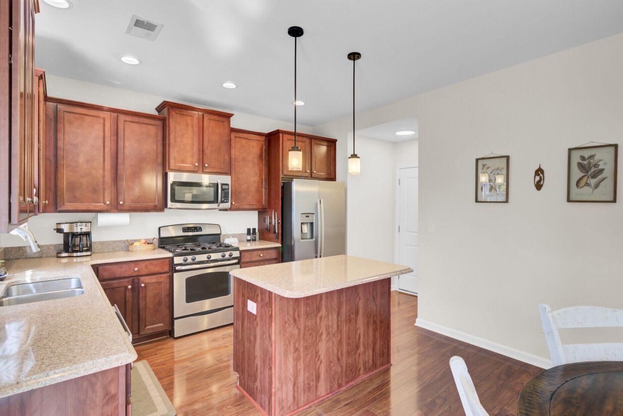 218 Withers Lane Photo 17