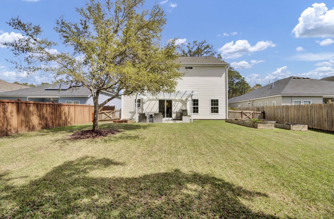 218 Withers Lane Photo 2