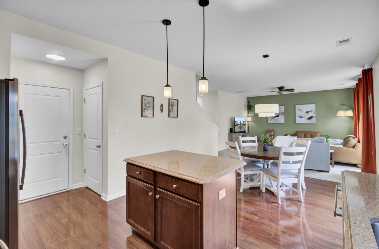 218 Withers Lane Photo 21