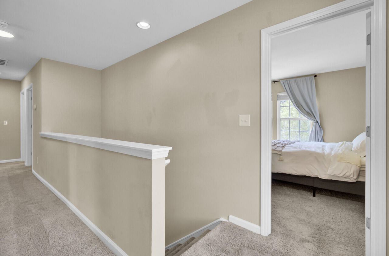 218 Withers Lane Photo 24