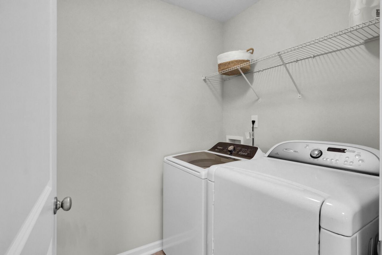 218 Withers Lane Photo 36