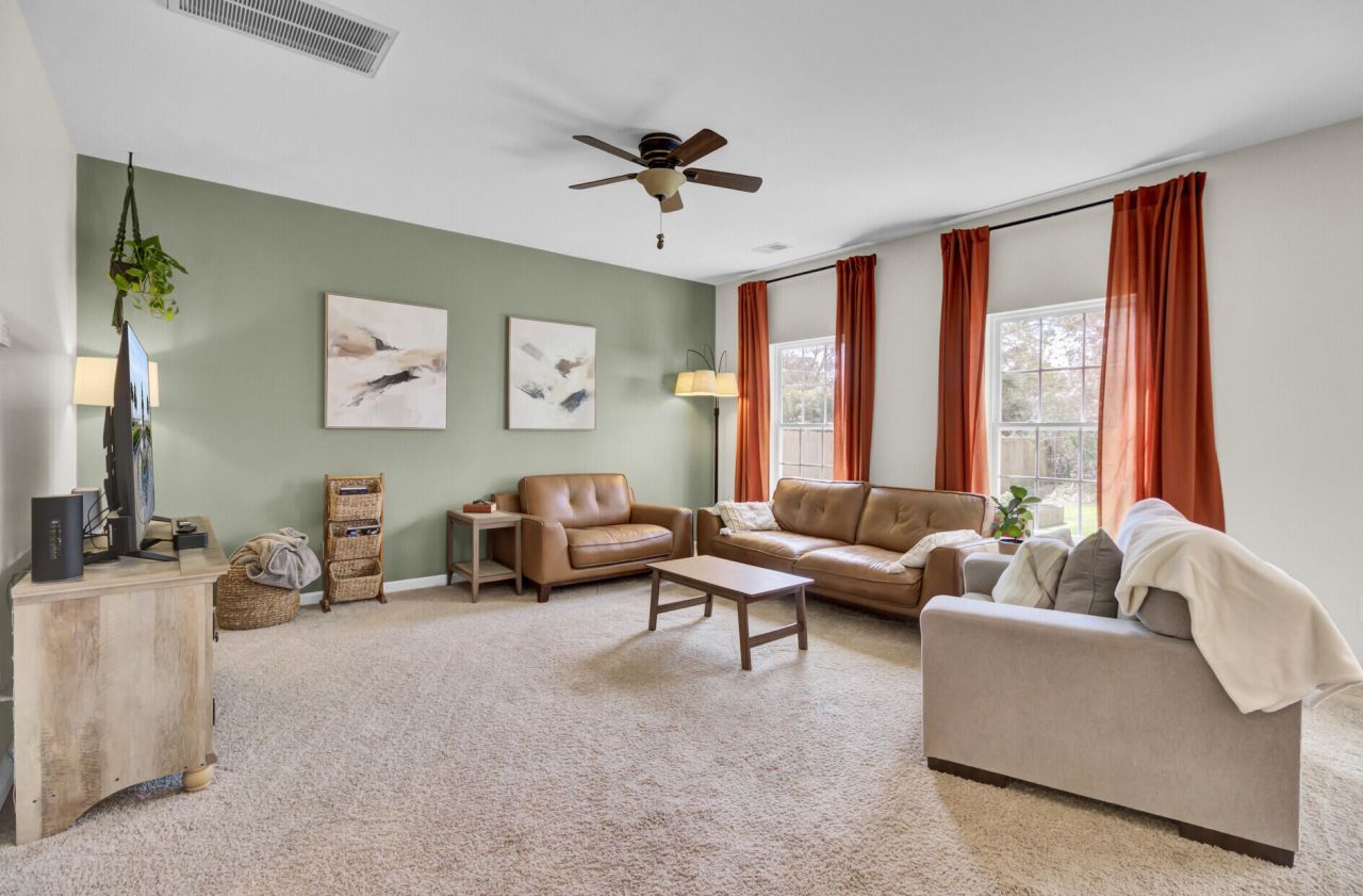 218 Withers Lane Photo 6