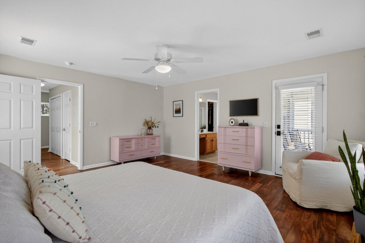 3245 Beaconsfield Road Photo 21