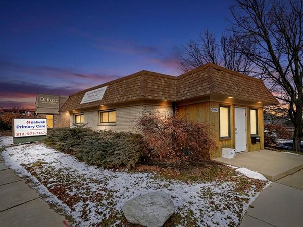 6067 N Northwest Highway , Chicago, IL 60631
