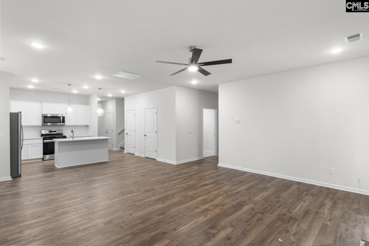 9148 Malahide Lane  Photo 11