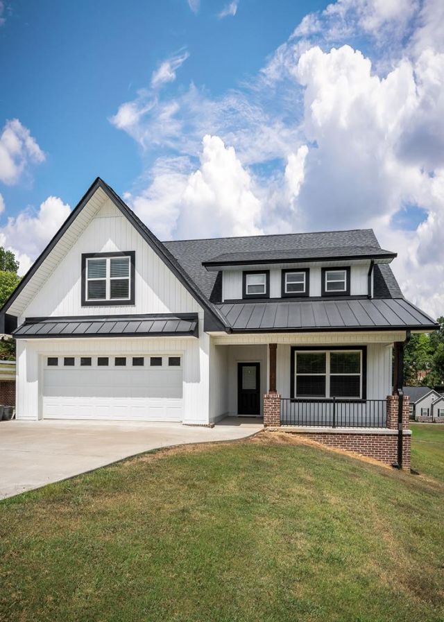733 Jackson Ave, Carthage, TN 37030 Main Photo