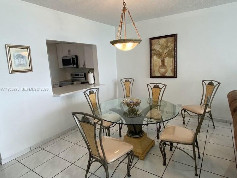 5601 Collins Ave , Unit 1524, Miami Beach, FL 33140 Photo