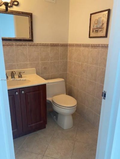 5601 Collins Ave , Unit 1524, Miami Beach, FL 33140 Photo