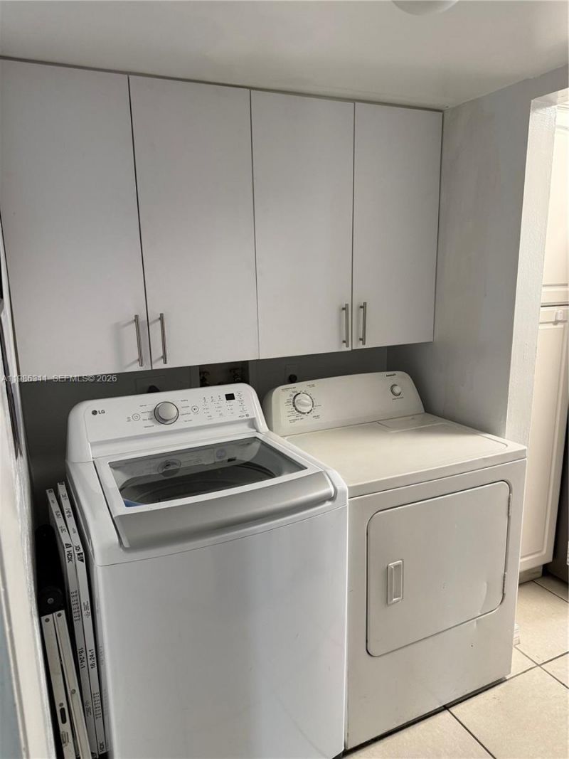 1461 NW 113th Ave , Pembroke Pines, FL 33026 Photo