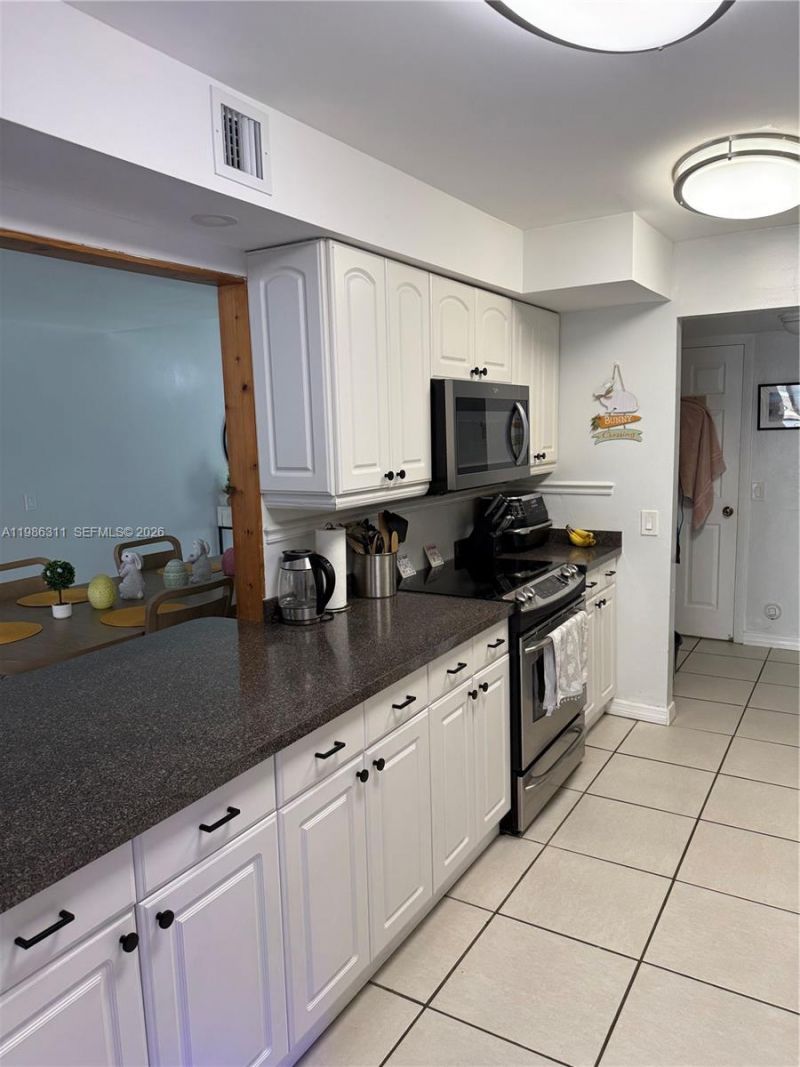 1461 NW 113th Ave , Pembroke Pines, FL 33026 Photo