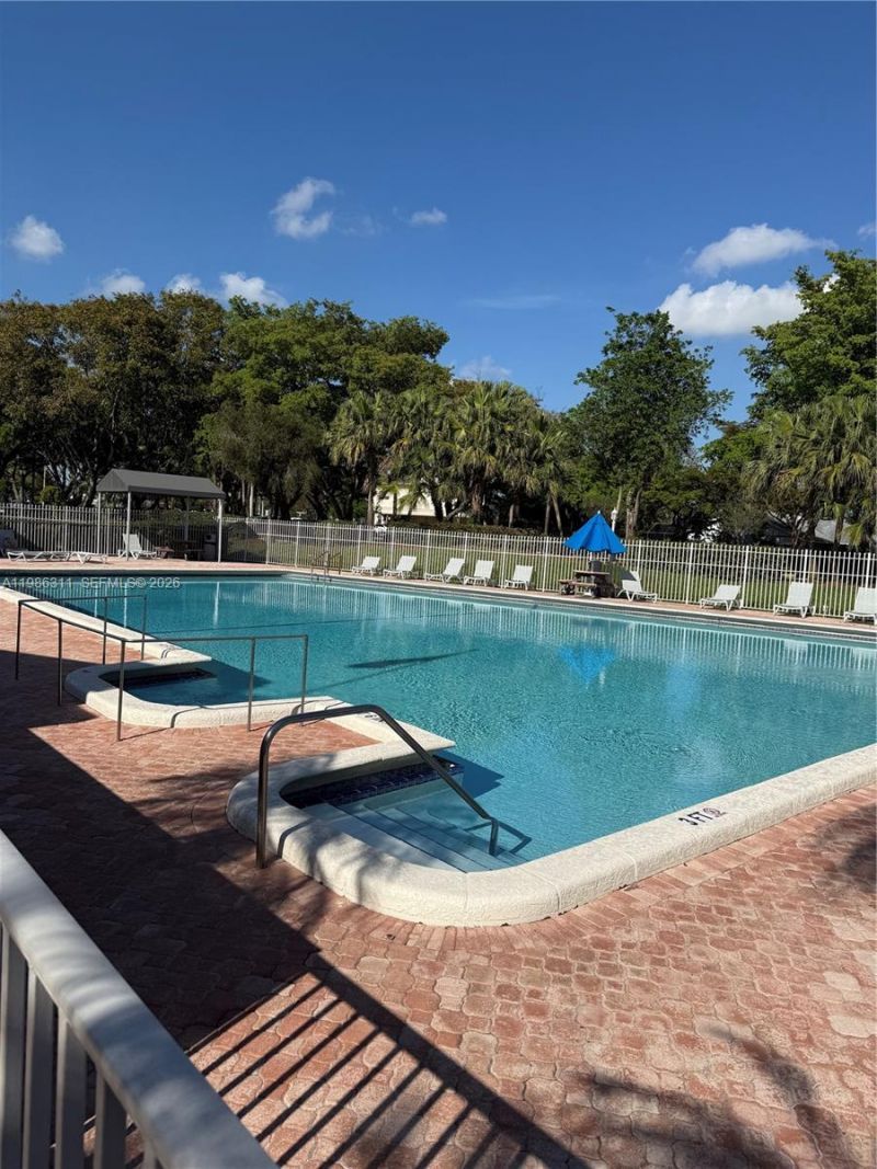 1461 NW 113th Ave , Pembroke Pines, FL 33026 Photo