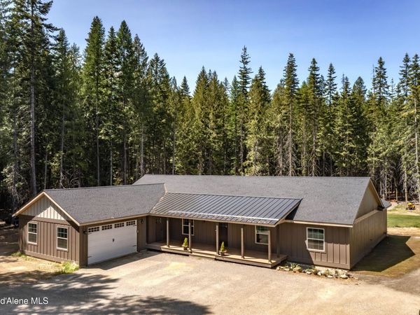 245 Lost Creek LN, Priest River, ID 83856