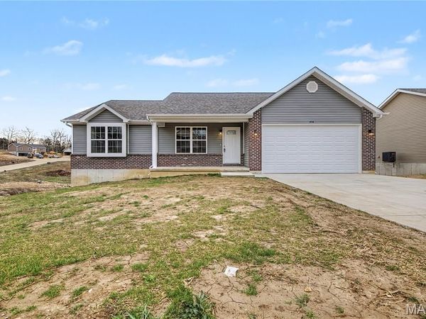614 T Box Drive, St Clair, MO 63077