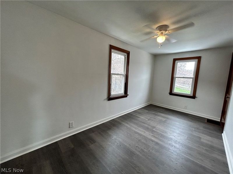 121 Parr Avenue, Mingo Junction, OH 43938 Photo 11