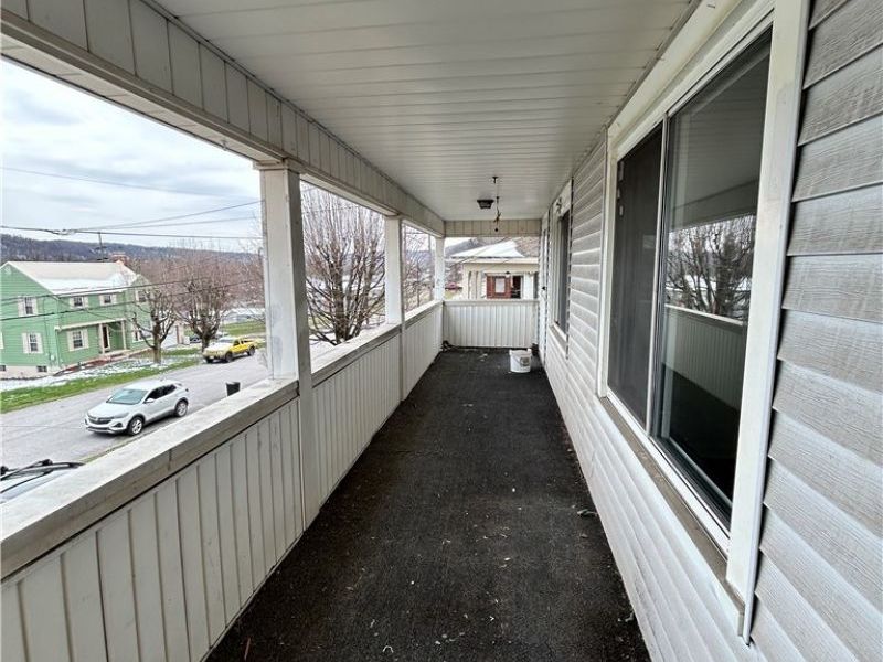 121 Parr Avenue, Mingo Junction, OH 43938 Photo 3