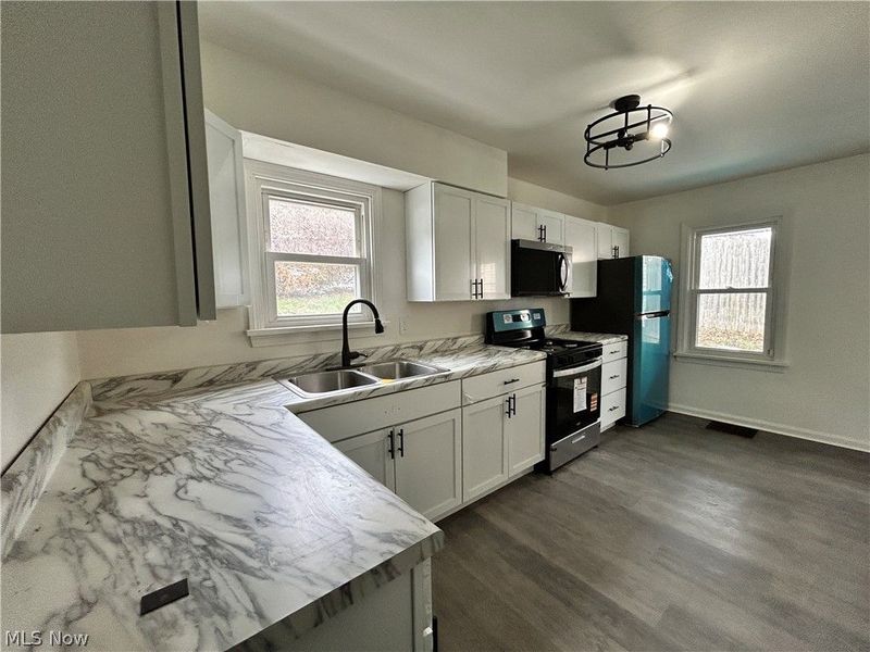 121 Parr Avenue, Mingo Junction, OH 43938 Photo 4