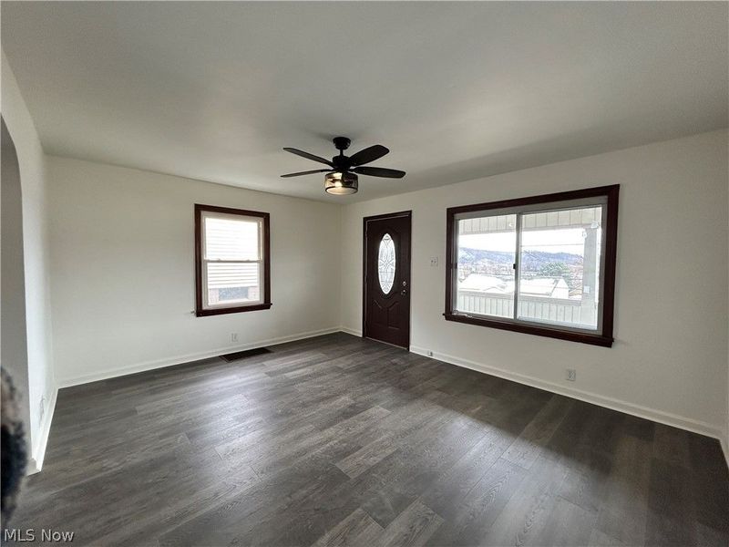 121 Parr Avenue, Mingo Junction, OH 43938 Photo 8