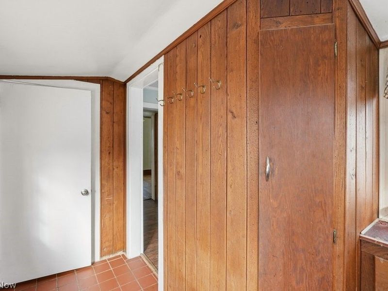 2070 Cypress Avenue, Kent, OH 44240 Photo 6