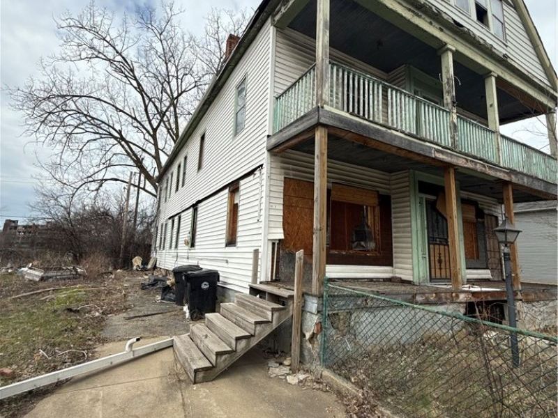 2182 E 68th Street, Cleveland, OH 44103 Photo 3