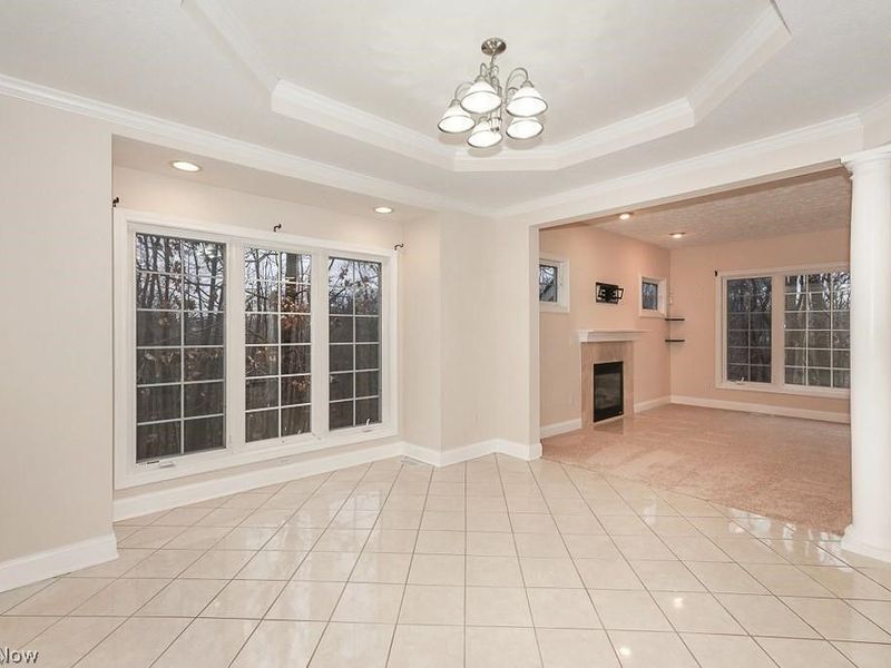 3729 Edgehill Drive, Cleveland, OH 44121 Photo 4