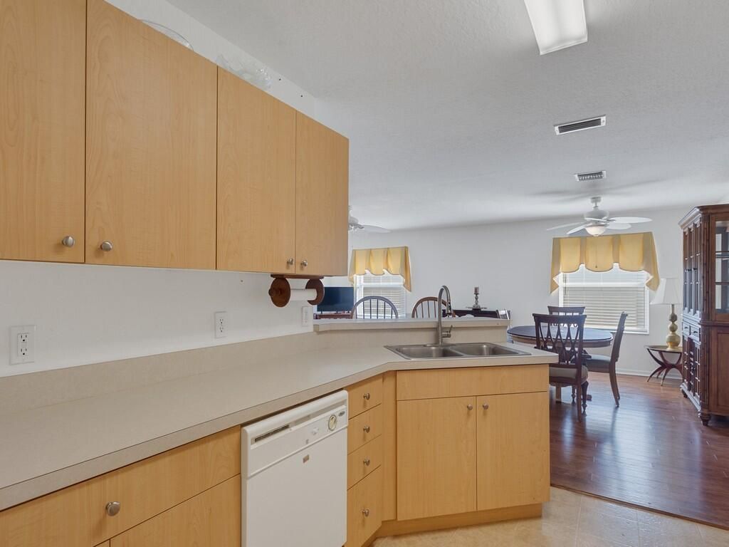 14464 Isla Flores Avenue, Fort Pierce, FL 34951 Photo