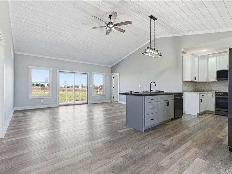 199 Knolls Drive, Wilmington, OH 45177 Photo 2