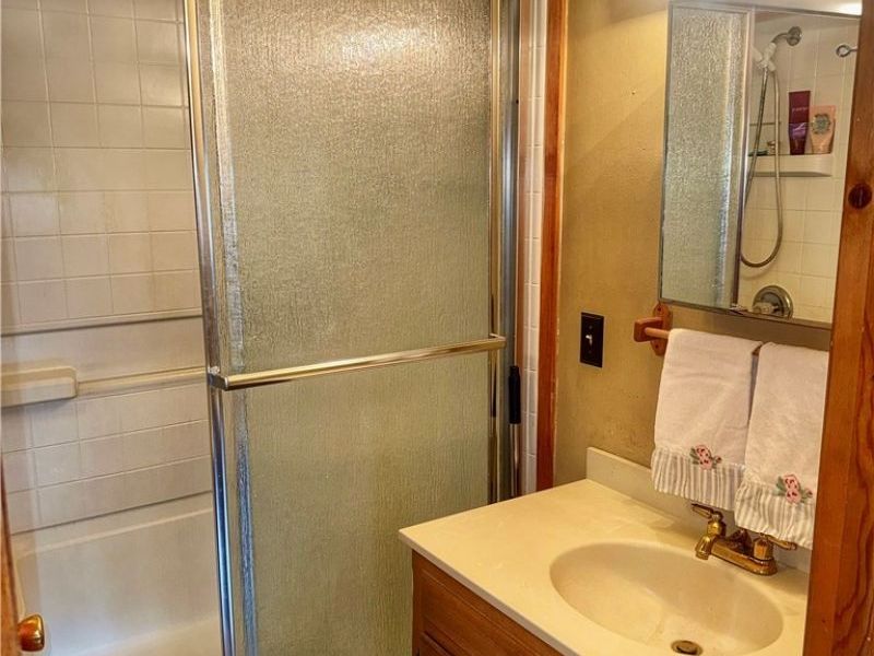 8090 Maple Street SW, Sherrodsville, OH 44675 Photo 12