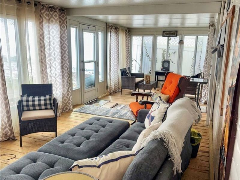 8090 Maple Street SW, Sherrodsville, OH 44675 Photo 15