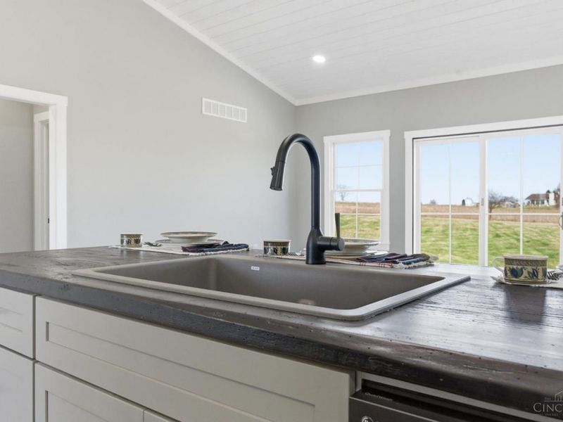 199 Knolls, Washington Township, OH 45177 Photo 12