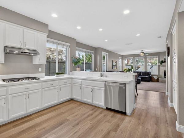 1473 Rose Glen Drive, Roseville, CA 95661