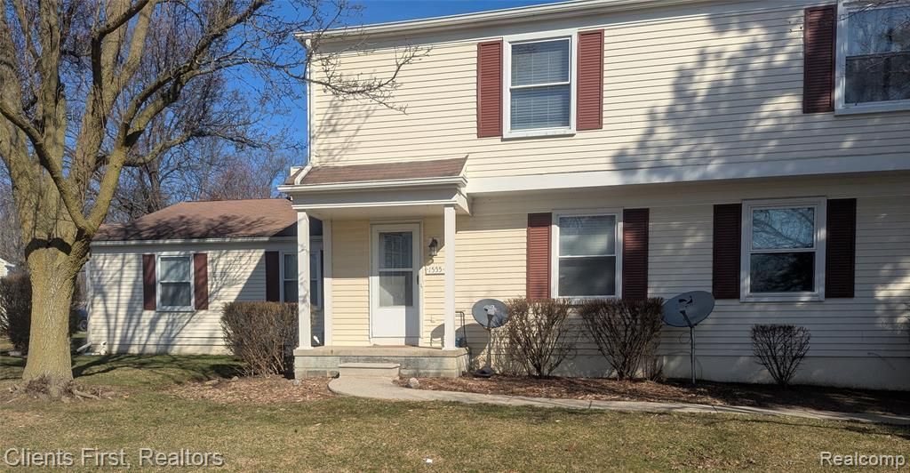 1555 Mariner Drive, Walled Lake, MI 48390 Main Photo