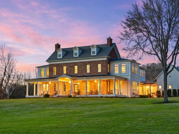 4810 Scenic Oaks Ln, Thompsons Station, TN 37179