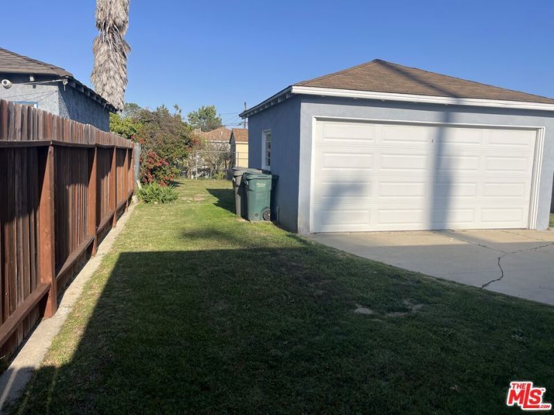 11010 Condon Avenue, Inglewood, CA 90304 Main Photo