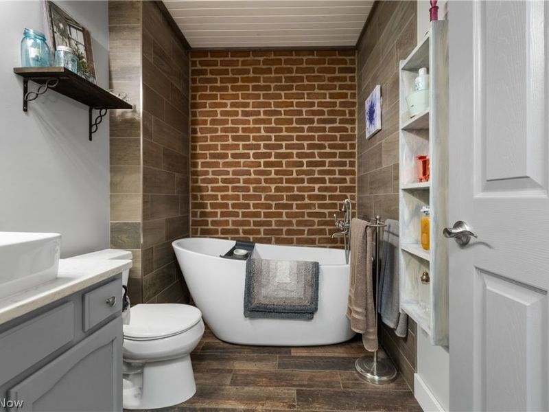 5051 Fox Ridge Drive, Green, OH 44720 Photo 26