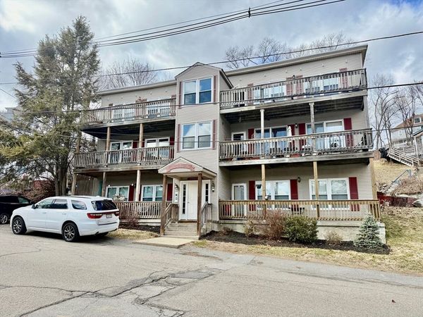 40 Nashua, Unit 3, Clinton, MA 01510