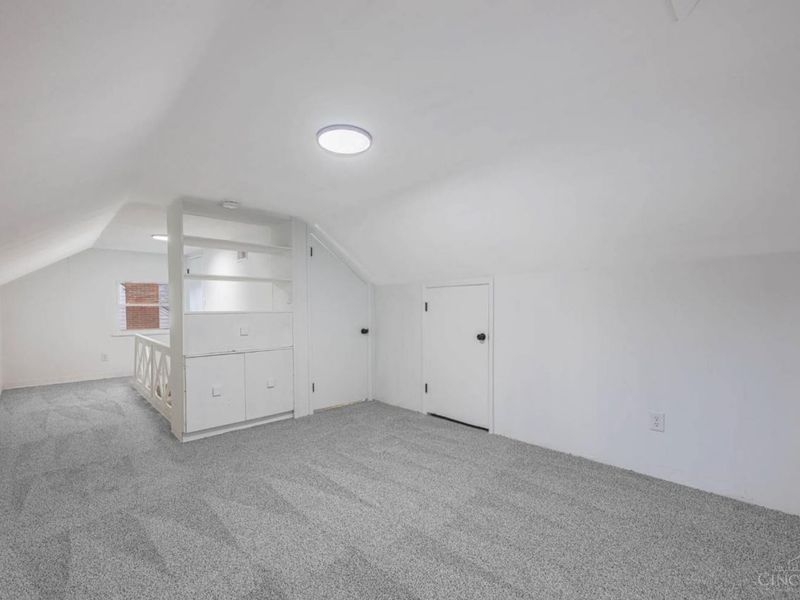 3814 N Broadlawn, Silverton, OH 45236 Photo 18