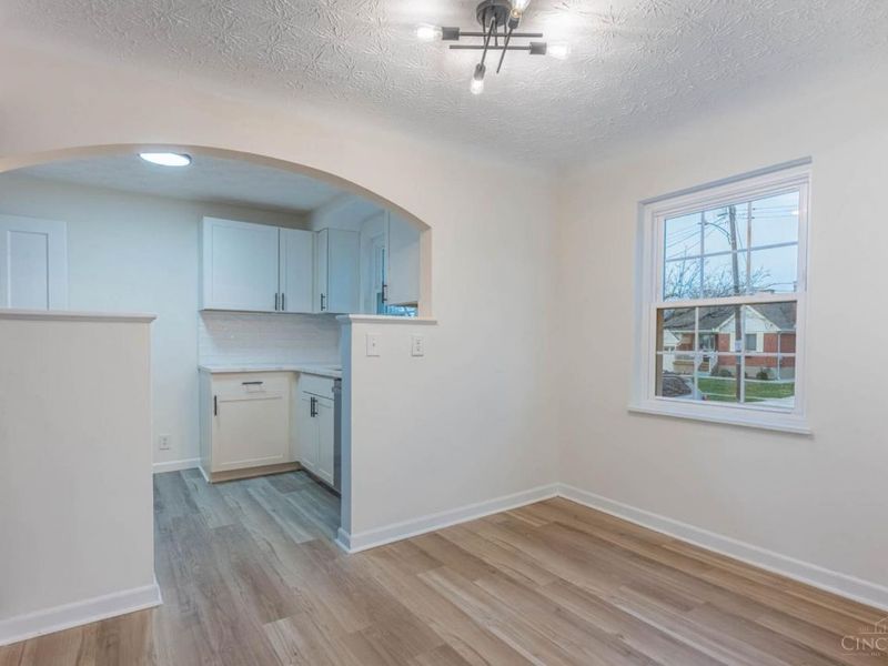 3814 N Broadlawn, Silverton, OH 45236 Photo 7