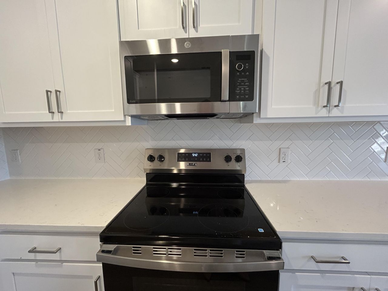 5055 Blackberry Lane Photo 8