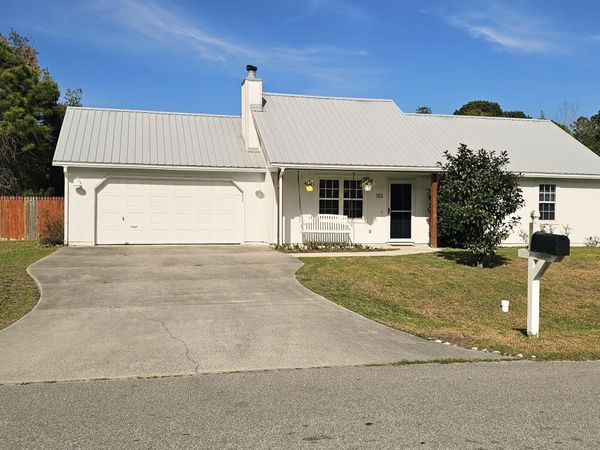 183 Parnell Road, Hubert, NC 28539