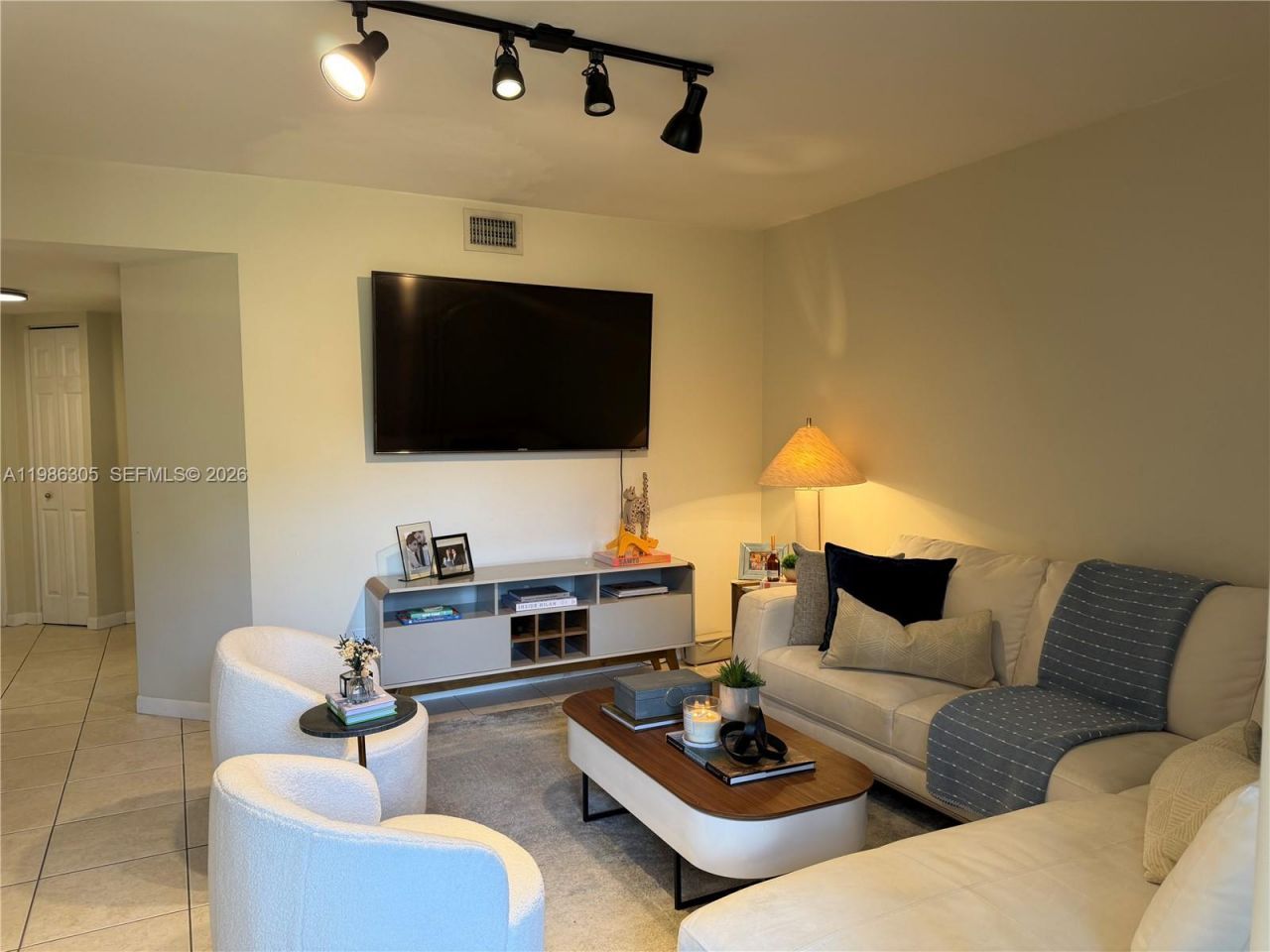 882 NW 92nd Ave , Unit 882, Plantation, FL 33324 Photo