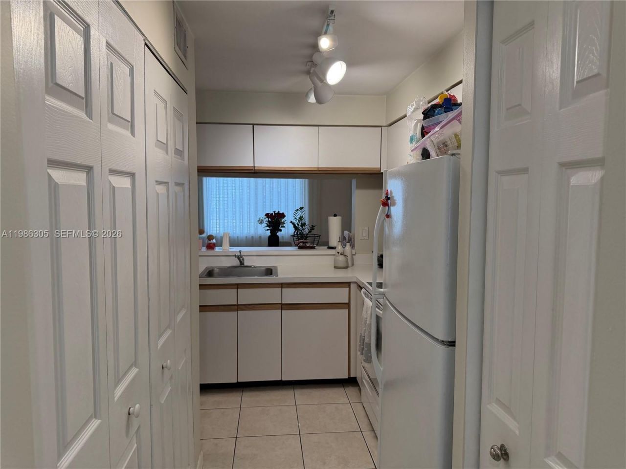 882 NW 92nd Ave , Unit 882, Plantation, FL 33324 Photo