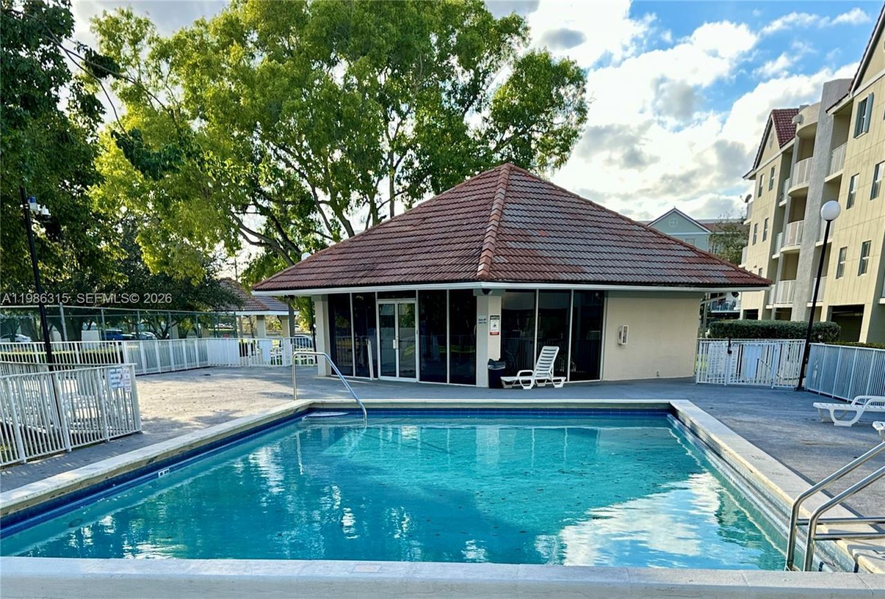 8200 SW 210th St , Unit 209, Cutler Bay, FL 33189 Photo