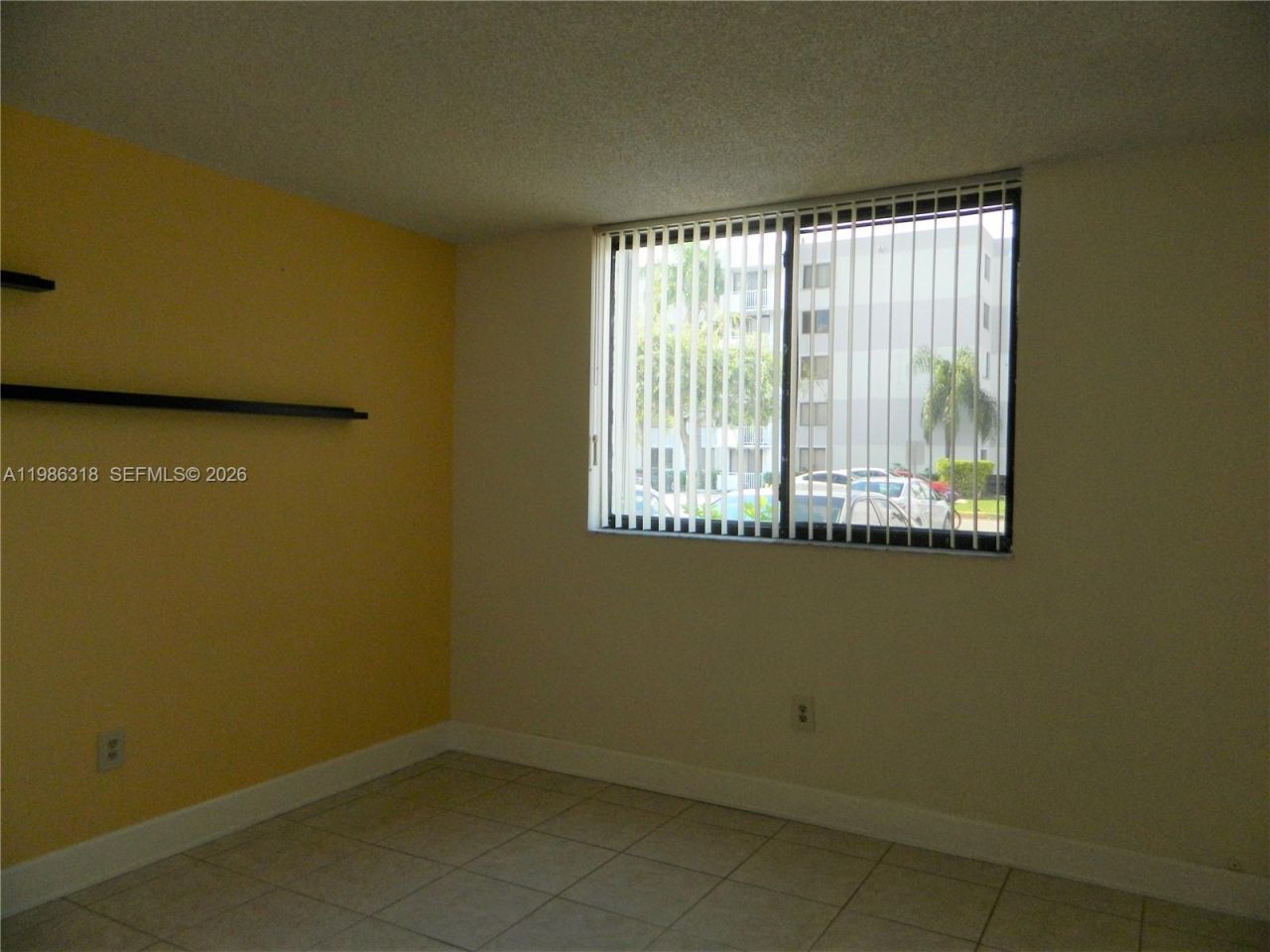 8261 NW 8th St , Unit 131, Miami, FL 33126 Photo