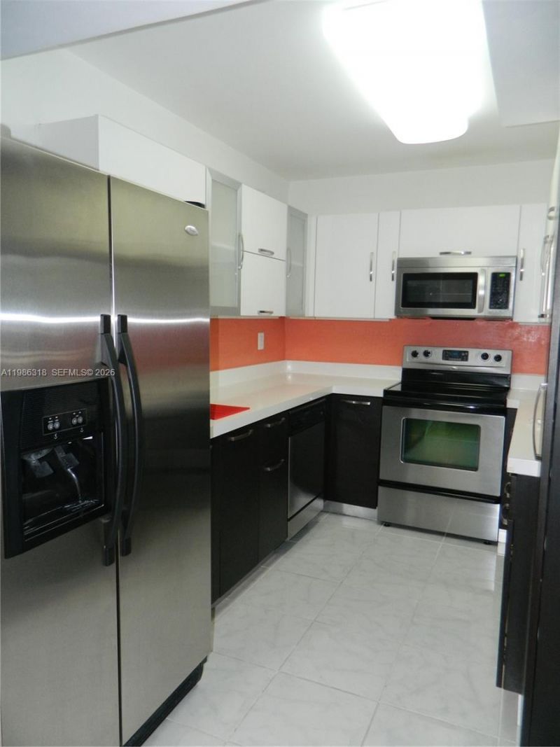 8261 NW 8th St , Unit 131, Miami, FL 33126 Photo